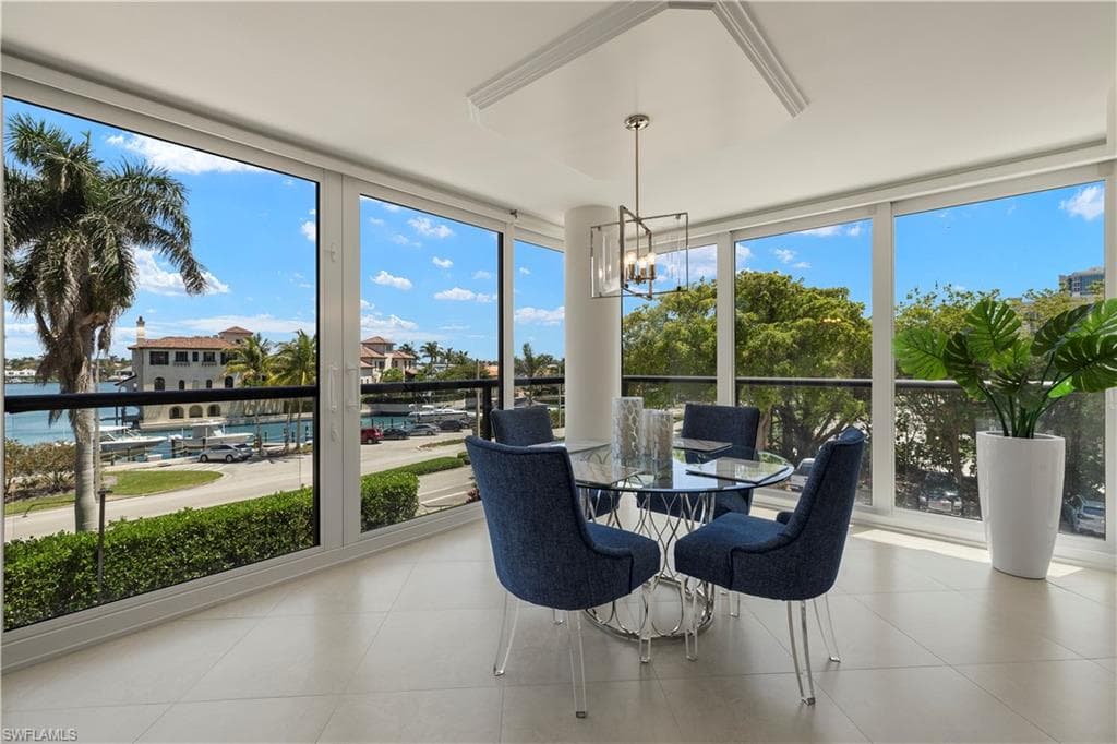 4031 Gulf Shore Blvd N 3e, Naples, FL 34103-11