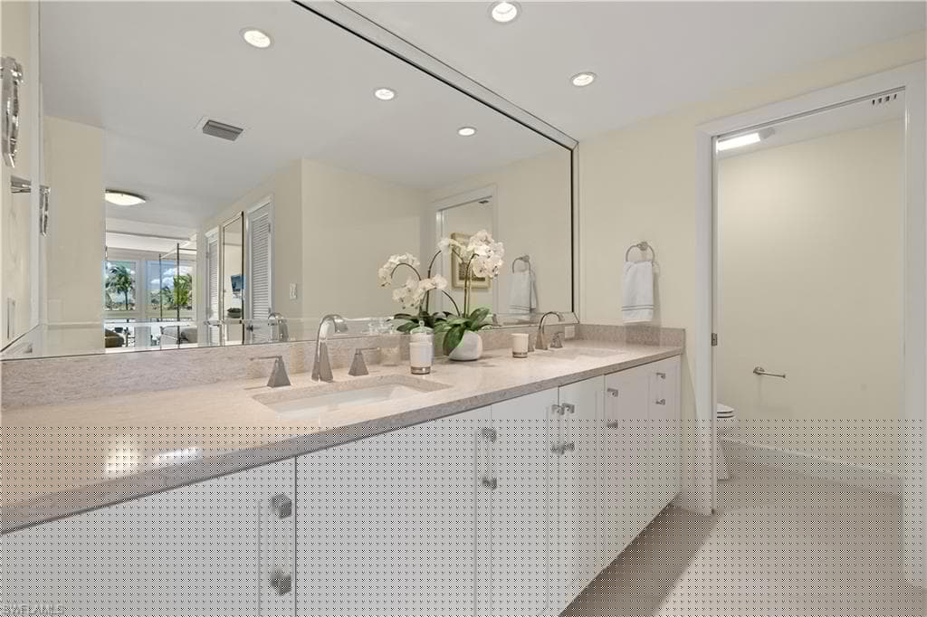 4031 Gulf Shore Blvd N 3e, Naples, FL 34103-18