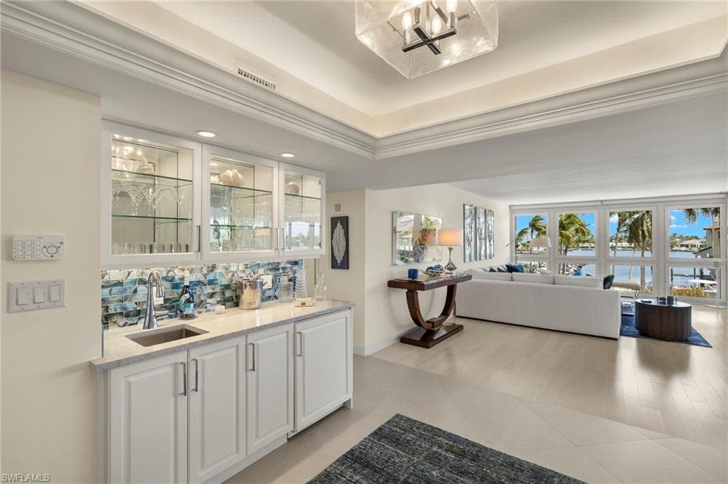 4031 Gulf Shore Blvd N 3e, Naples, FL 34103-4