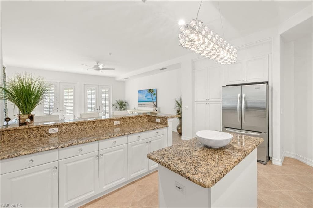 2847 Tiburon Blvd E 102, Naples, FL 34109-10