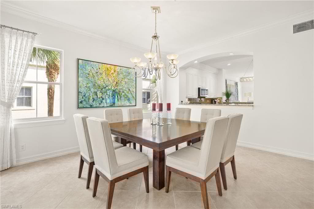 2847 Tiburon Blvd E 102, Naples, FL 34109-12