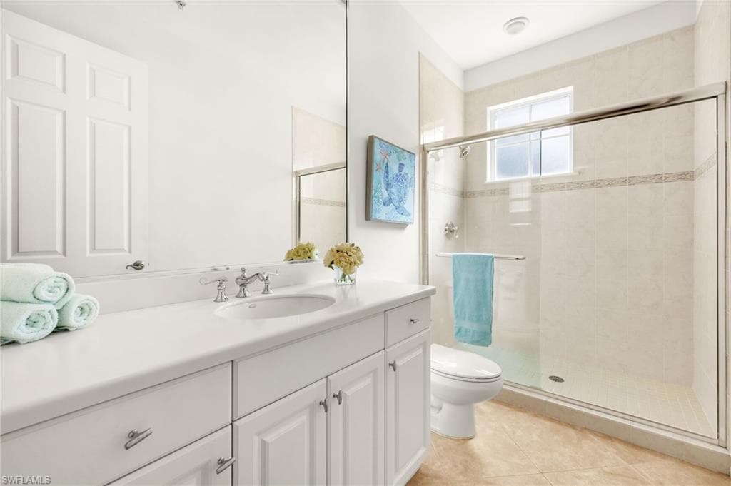 2847 Tiburon Blvd E 102, Naples, FL 34109-23