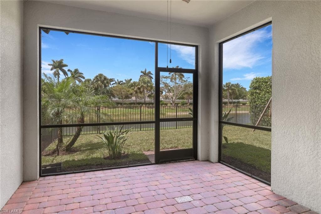 7175 Wilton Dr, Naples, FL 34109-19