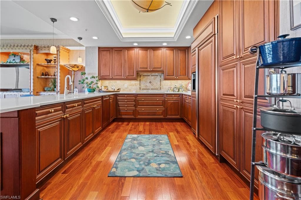 8787 Bay Colony Dr 803, Naples, FL 34108-14
