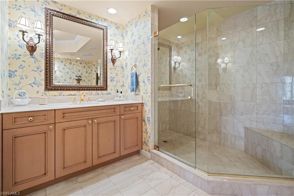 8787 Bay Colony Dr 803, Naples, FL 34108-37