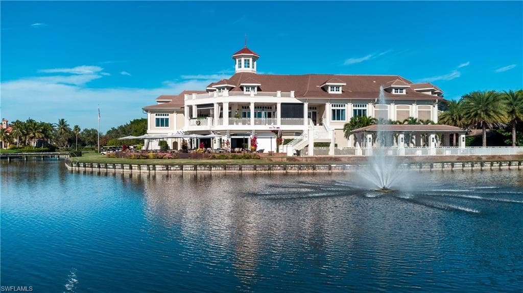 8787 Bay Colony Dr 803, Naples, FL 34108-3