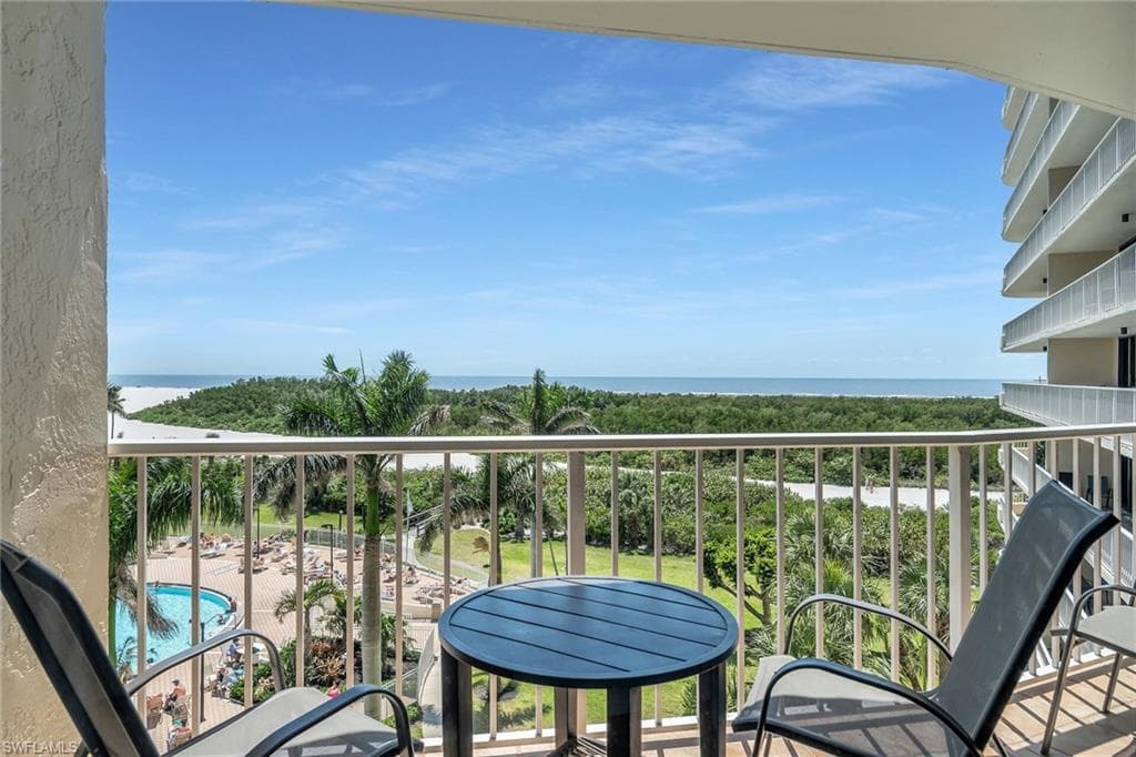 440 Seaview Ct 504, Marco Island, FL 34145-3