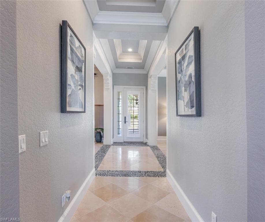 3086 Aviamar Cir, Naples, FL 34114-10
