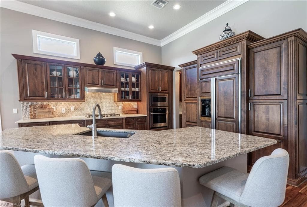 3086 Aviamar Cir, Naples, FL 34114-12
