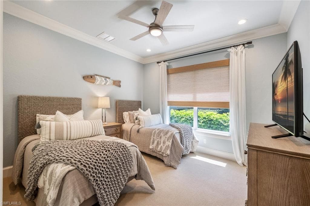 3086 Aviamar Cir, Naples, FL 34114-30