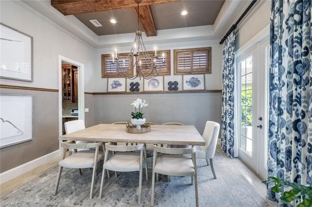 3086 Aviamar Cir, Naples, FL 34114-8
