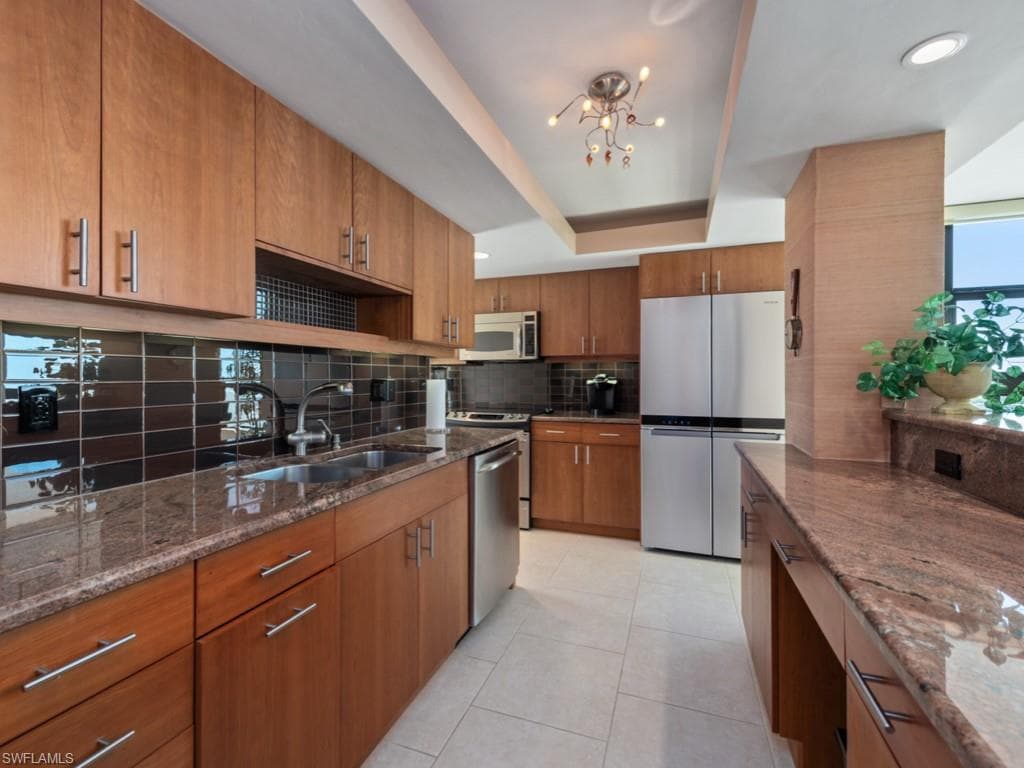 260 Seaview Ct 1106, Marco Island, FL 34145-12
