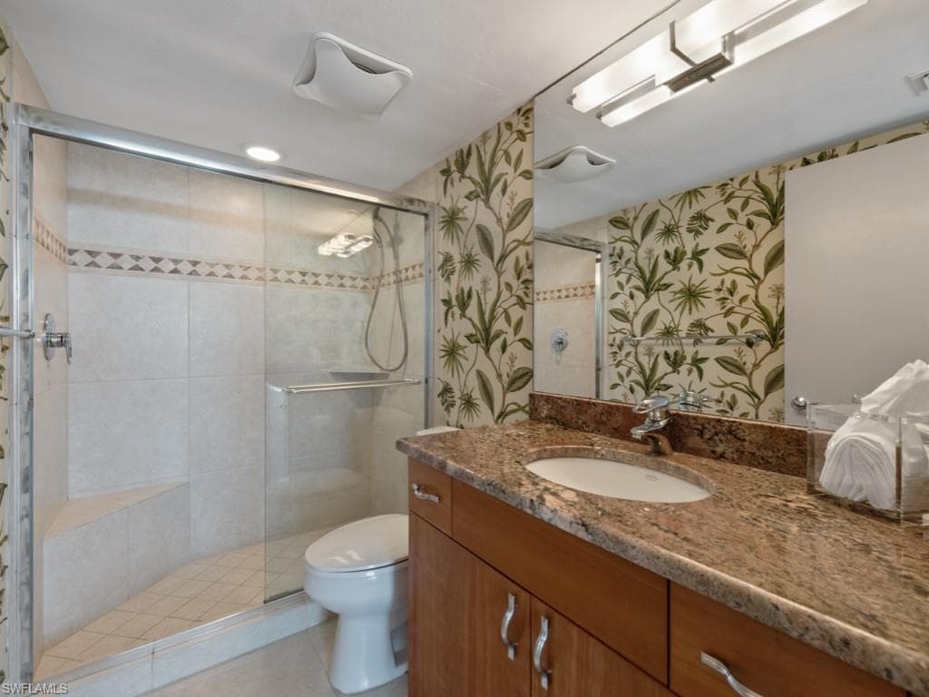 260 Seaview Ct 1106, Marco Island, FL 34145-18