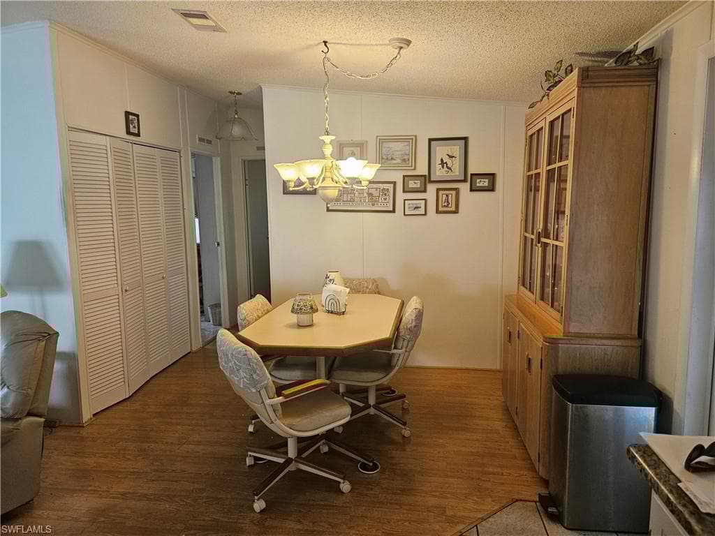 27 Amethyst Ave 27a, Naples, FL 34114-9
