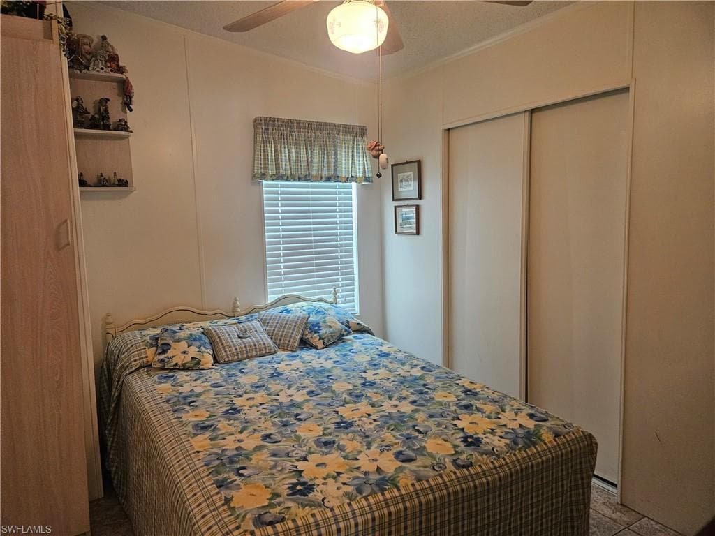 27 Amethyst Ave 27a, Naples, FL 34114-16