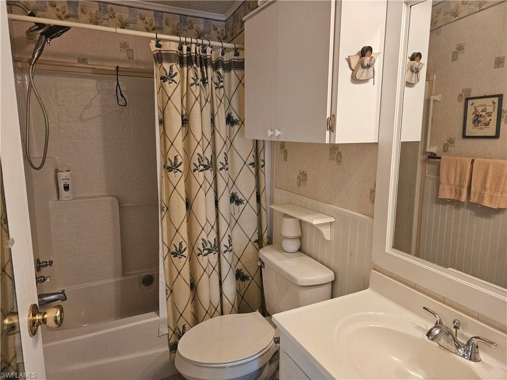 27 Amethyst Ave 27a, Naples, FL 34114-19
