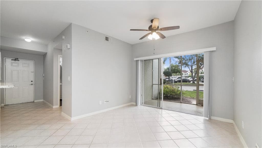 4620 Saint Croix Ln 914, Naples, FL 34109-14