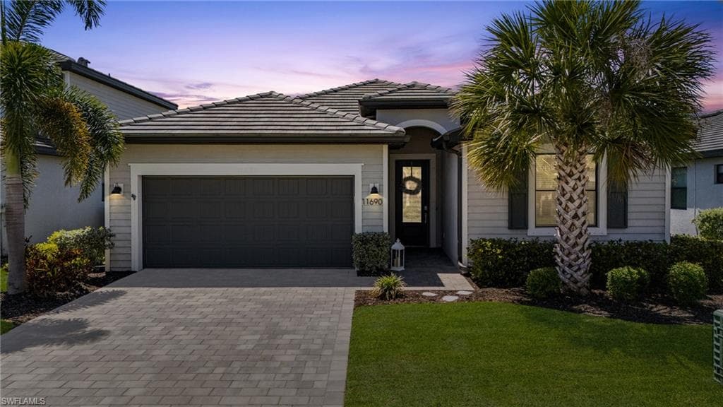 11690 Timber Creek Dr, Fort Myers, FL 33913-4
