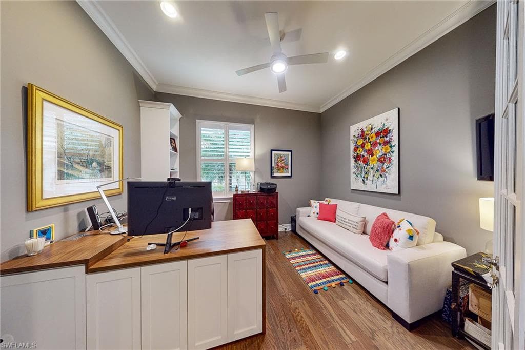 9395 Nicolo Ct, Naples, FL 34114-19