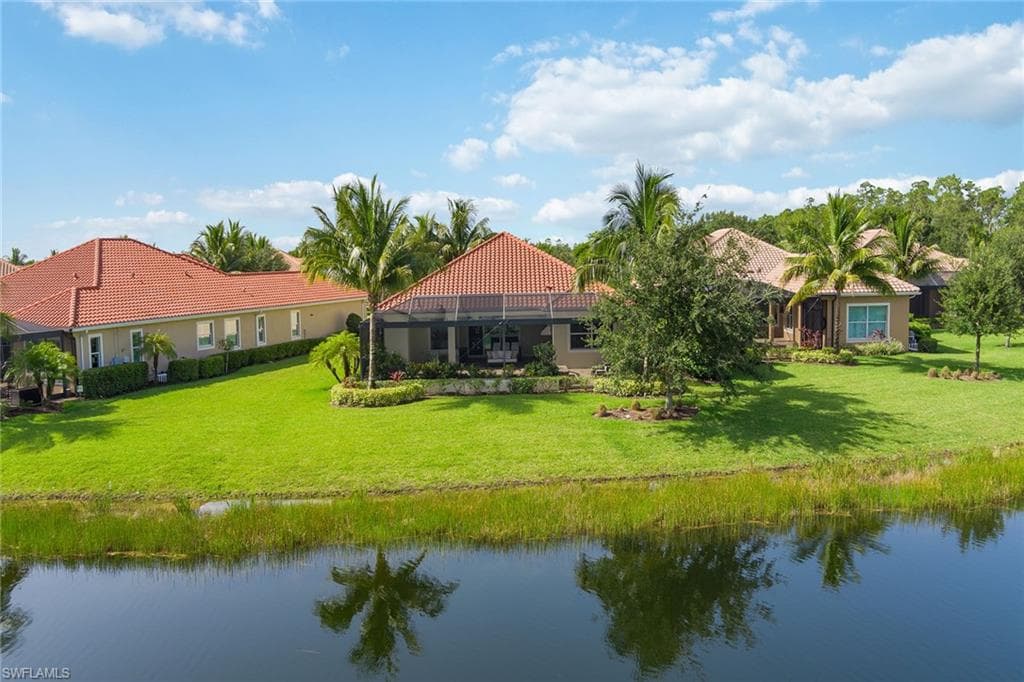 9395 Nicolo Ct, Naples, FL 34114-38