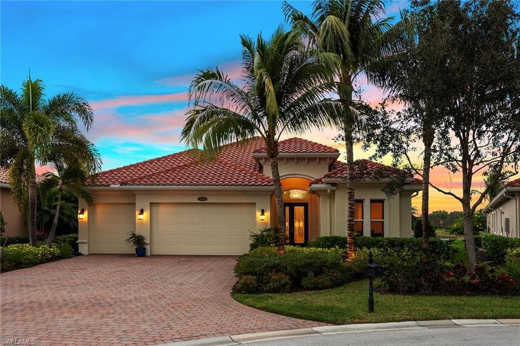 9395 Nicolo Ct, Naples, FL 34114-3