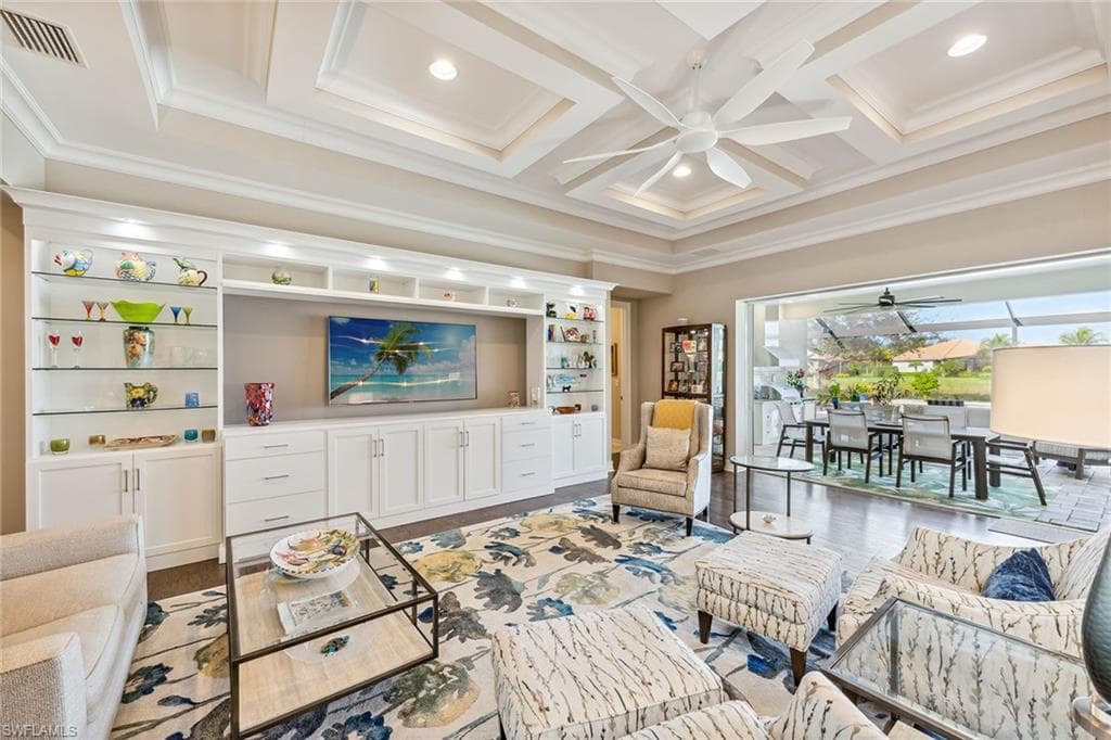 9395 Nicolo Ct, Naples, FL 34114-4