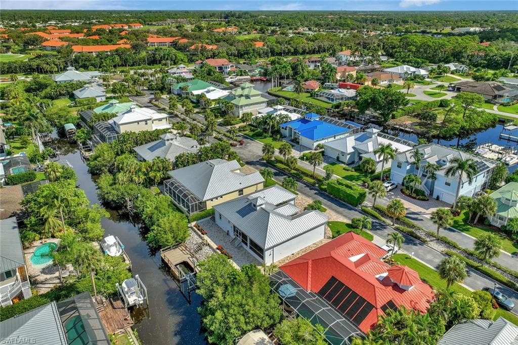 27080 Flamingo Dr, Bonita Springs, FL 34135-39