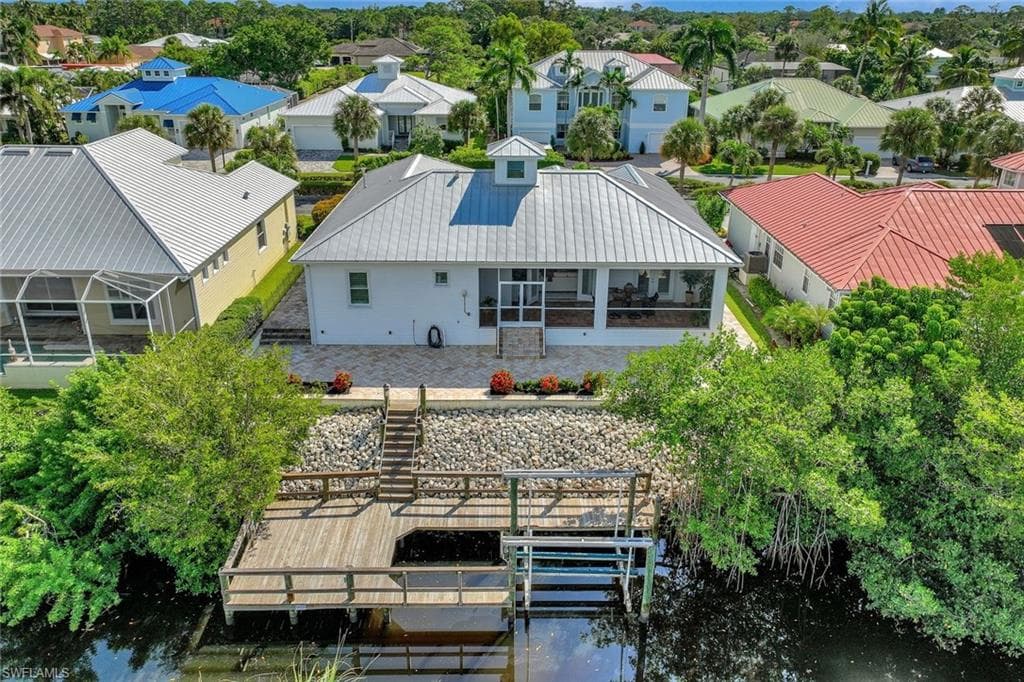 27080 Flamingo Dr, Bonita Springs, FL 34135-4