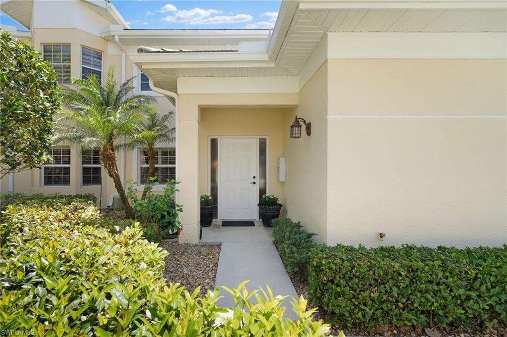 8480 Mystic Greens Way 803, Naples, FL 34113-4