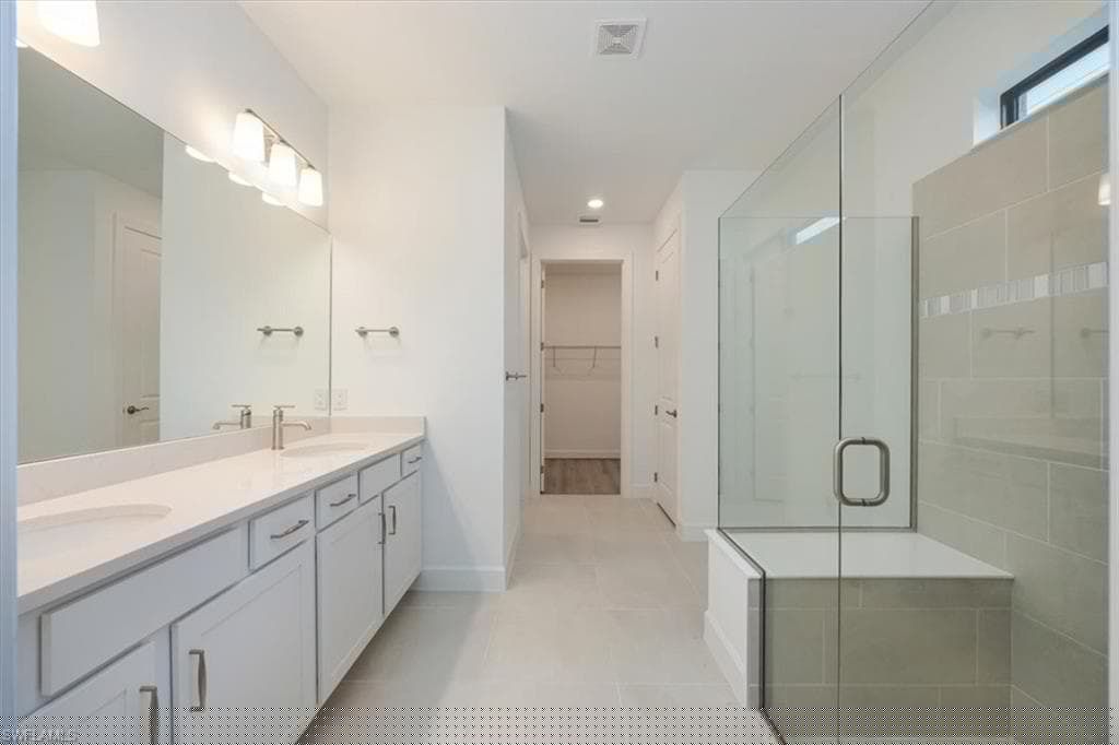 10335 Ventana Ln, Naples, FL 34120-12