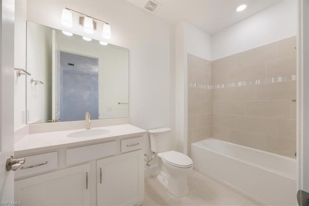 10335 Ventana Ln, Naples, FL 34120-19