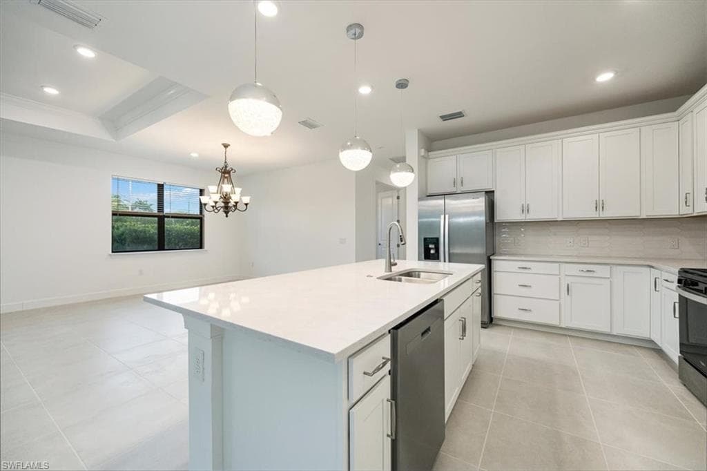 10335 Ventana Ln, Naples, FL 34120-5