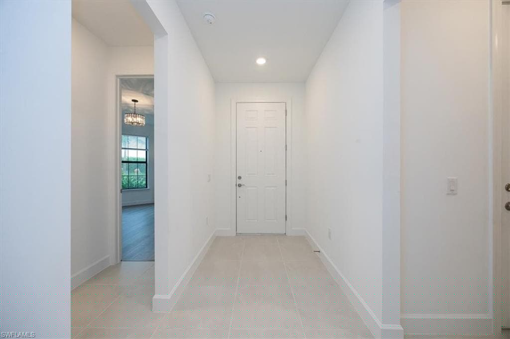 10335 Ventana Ln, Naples, FL 34120-7