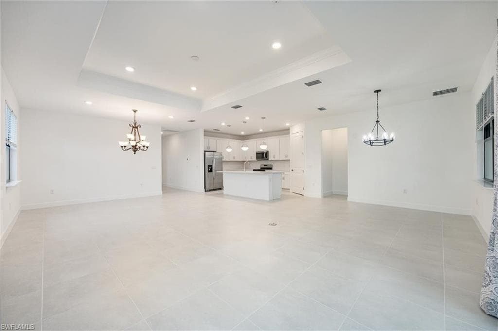 10335 Ventana Ln, Naples, FL 34120-8