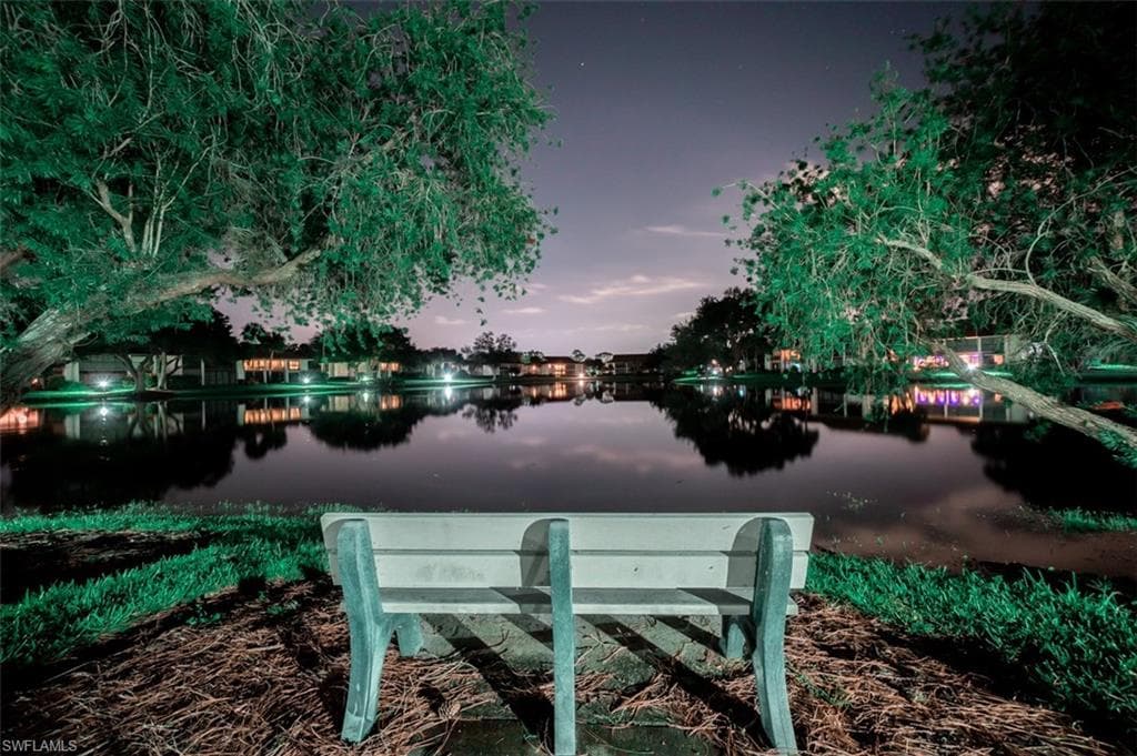 576 Retreat Dr 101, Naples, FL 34110-32