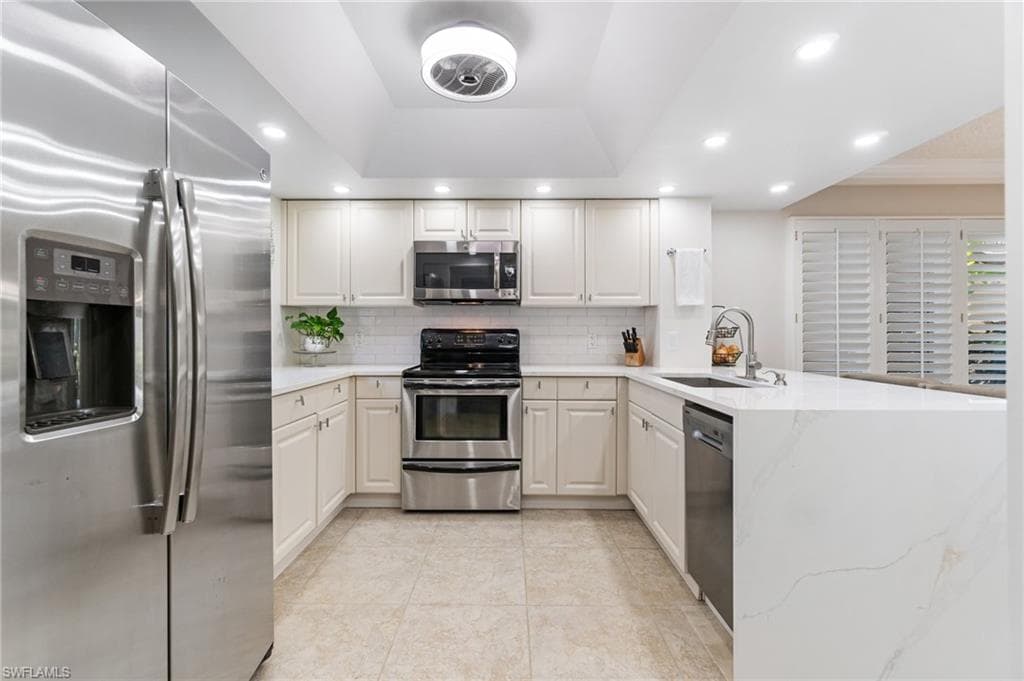 1526 Oyster Catcher Pt 1526a, Naples, FL 34105-1