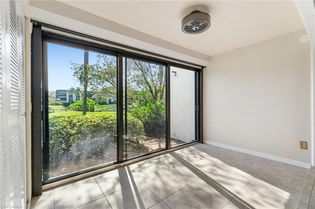 1526 Oyster Catcher Pt 1526a, Naples, FL 34105-27
