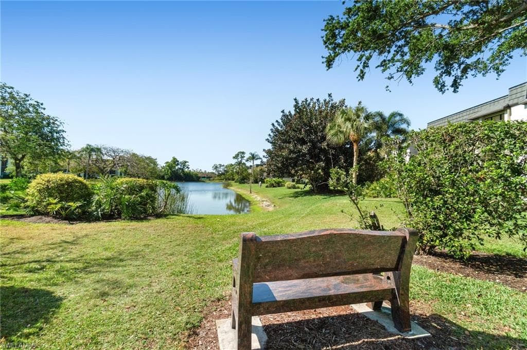 1526 Oyster Catcher Pt 1526a, Naples, FL 34105-35