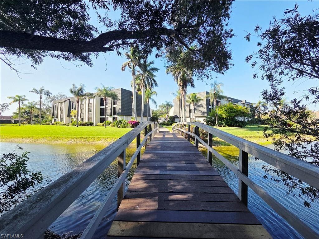 1526 Oyster Catcher Pt 1526a, Naples, FL 34105-36