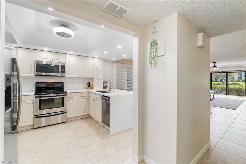 1526 Oyster Catcher Pt 1526a, Naples, FL 34105-5