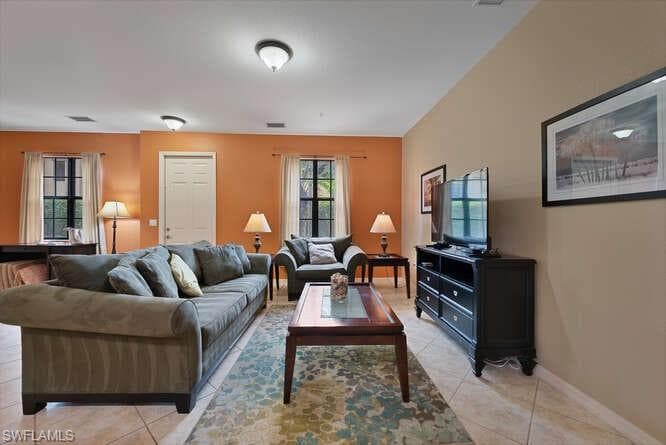 8945 Malibu St 204, Naples, FL 34113-3