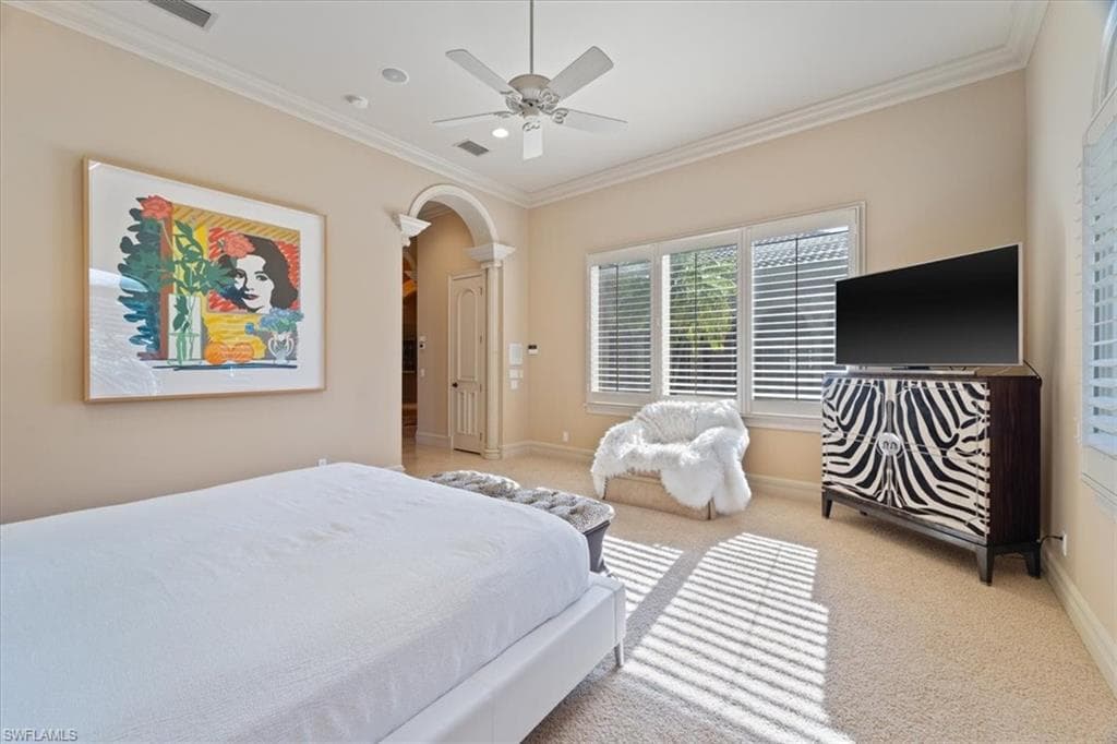 550 21st Ave S, Naples, FL 34102-23