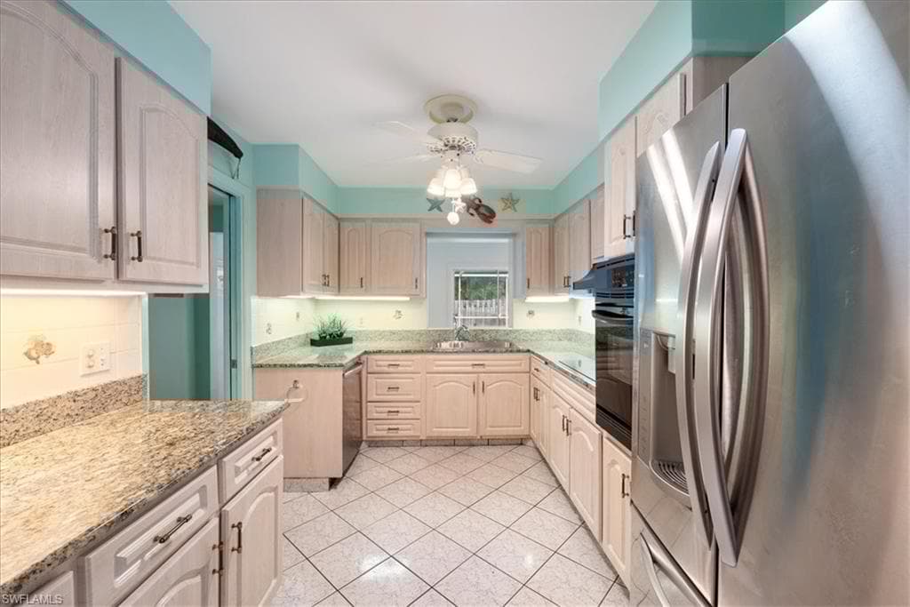 1147 Shady Rest Ln, Naples, FL 34103-12