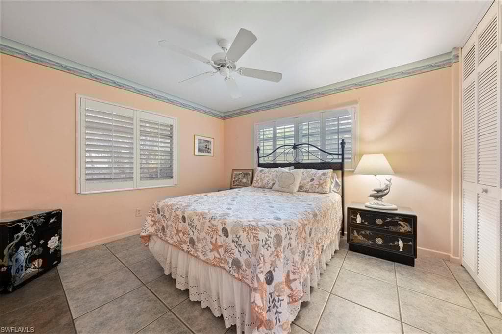 1147 Shady Rest Ln, Naples, FL 34103-18