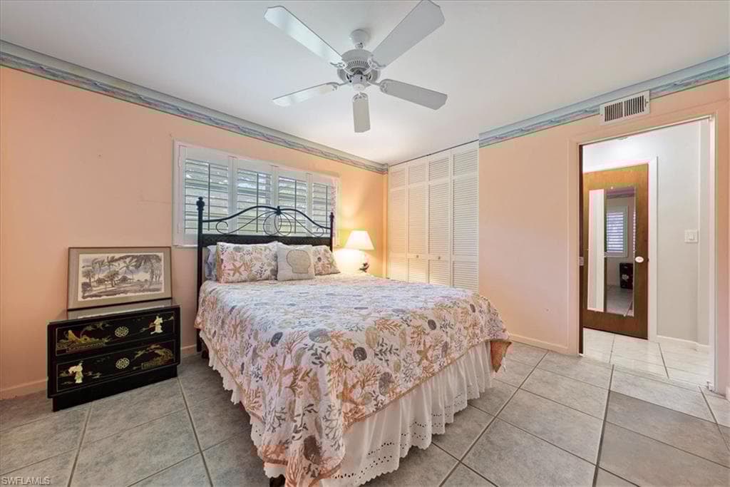 1147 Shady Rest Ln, Naples, FL 34103-19