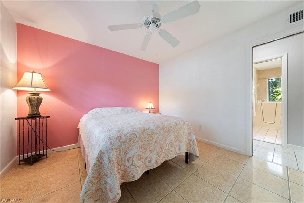 1147 Shady Rest Ln, Naples, FL 34103-21