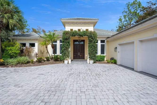 2944 Mona Lisa Blvd, Naples, FL 34119-2