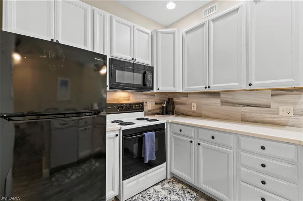 462 Tallwood St 101, Marco Island, FL 34145-9
