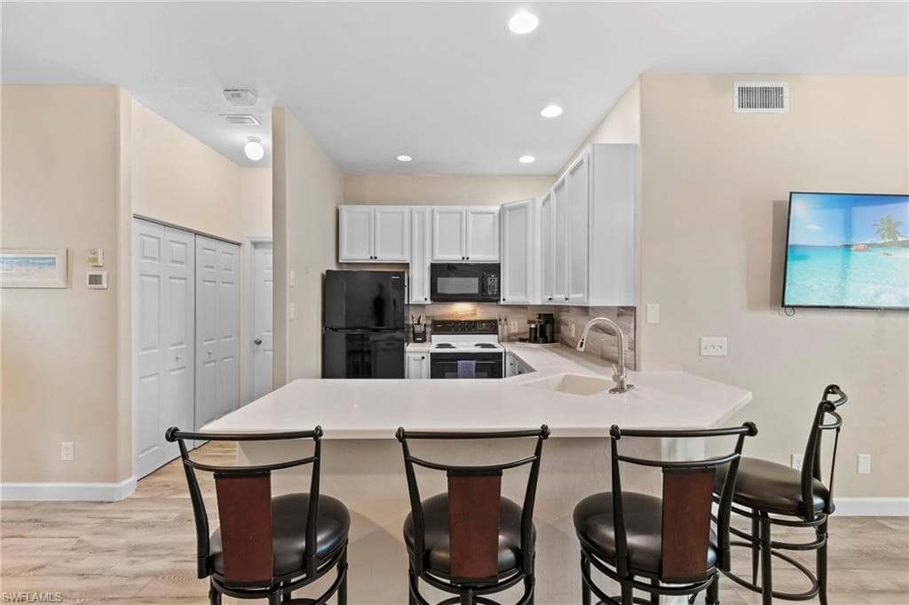 462 Tallwood St 101, Marco Island, FL 34145-11