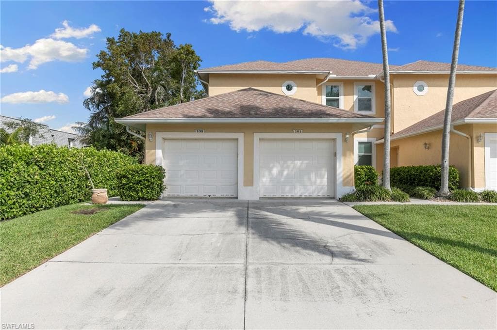 462 Tallwood St 101, Marco Island, FL 34145-32